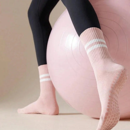 Pilates & Yoga Socks with Non-Slip Grips