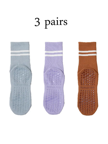 Pilates & Yoga Socks with Non-Slip Grips