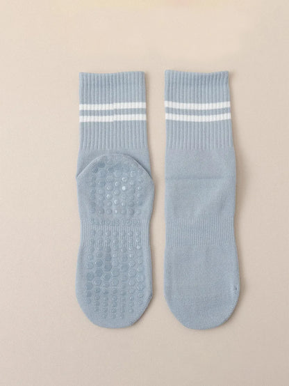 Pilates & Yoga Socks with Non-Slip Grips